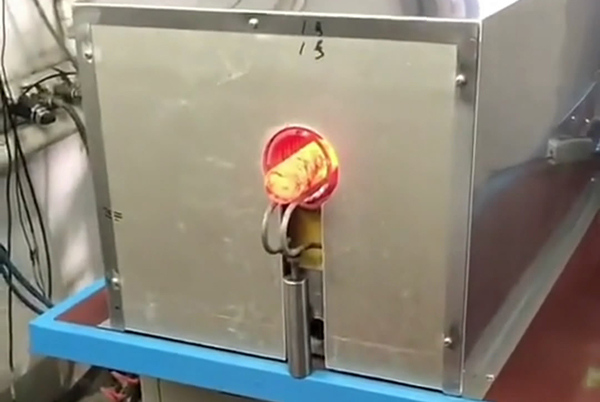 160KW超音频简易锻造加热炉，一拖二加热圆柱毛坯钢材料(图4)