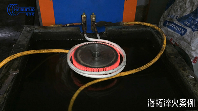 超音频91视频下载链接加热设备对直径300mm齿轮淬火
