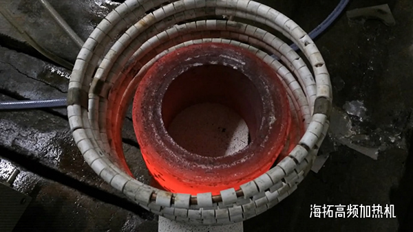 高频91视频下载链接加热设备加热大型铁管试样