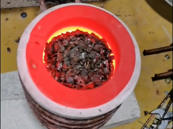 贵金属金银熔炼设备，小型高频熔炼炉